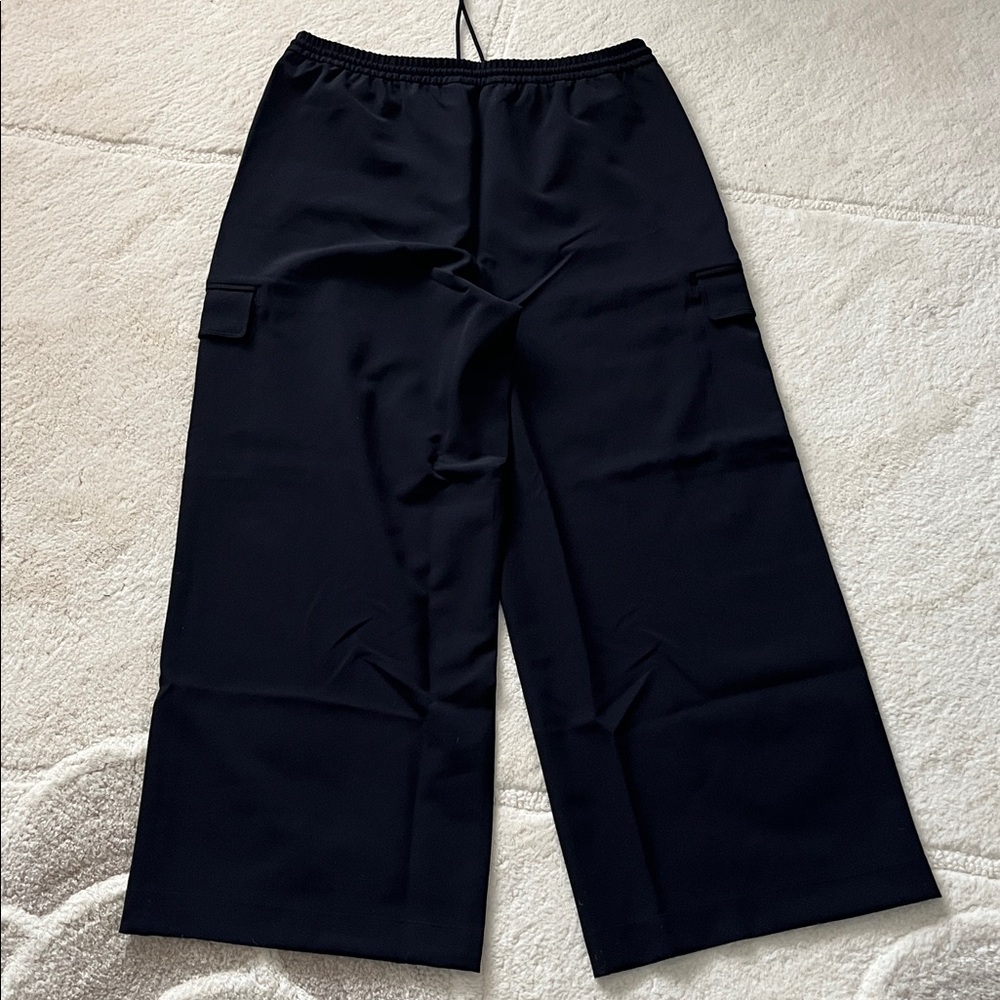 Athleta Promenade Cargo Pant In Black - Picture 10 of 11